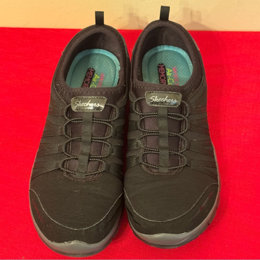 Skechers Men's Black and Gray Sneakers Size 11